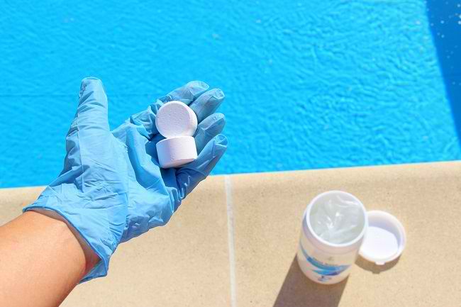 Hati-hati, Klorin pada Air di Kolam Renang Dapat Memicu Alergi - Alodokter