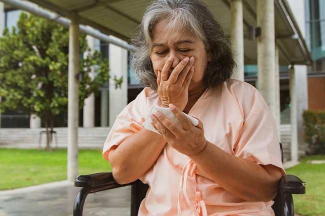 Ada Beragam Warna Dahak, Kenali Artinya di Sini - Alodokter