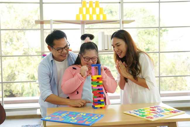 Memahami dan Mendampingi Anak Berkebutuhan Khusus - Alodokter