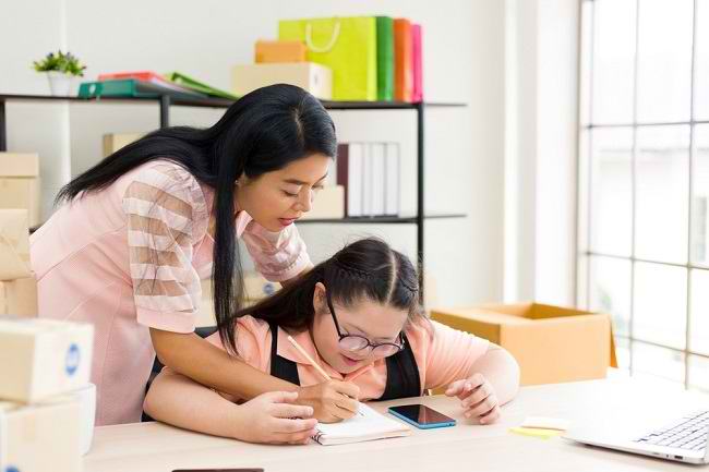 Cara Mendampingi Anak Penderita Autisme Alodokter