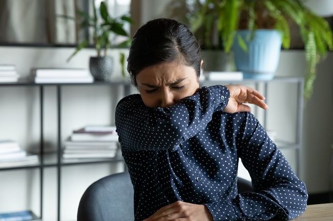 Cara Mudah Atasi Batuk Berdahak di Musim Pancaroba