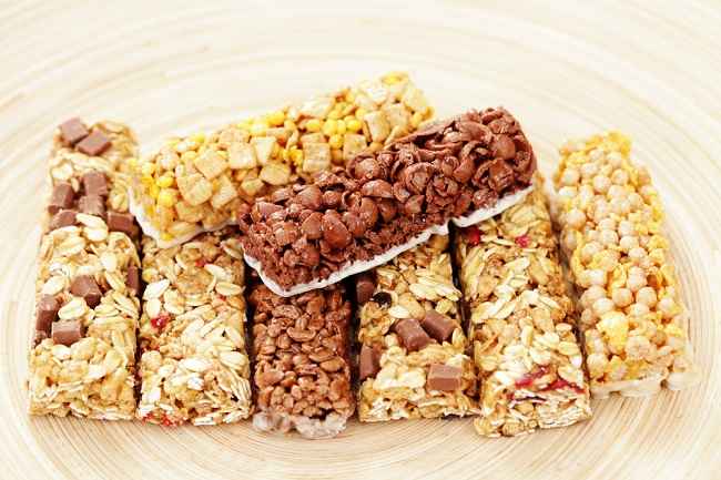 Tips Memilih Snack Bar yang Sehat - Alodokter