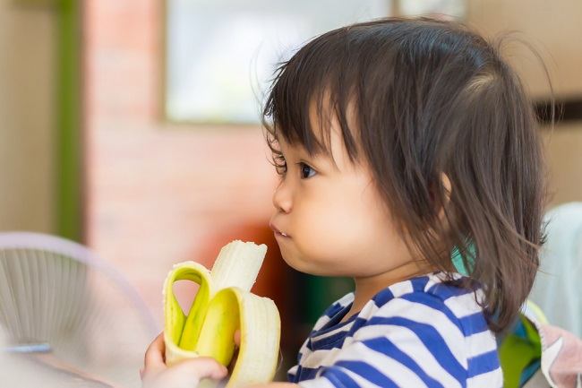 5 Manfaat Pisang untuk Kesehatan Anak - Alodokter