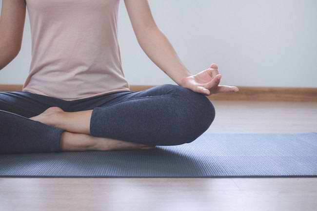 Cara Menggunakan Mindfulness untuk Menghadapi Pikiran Mengganggu
