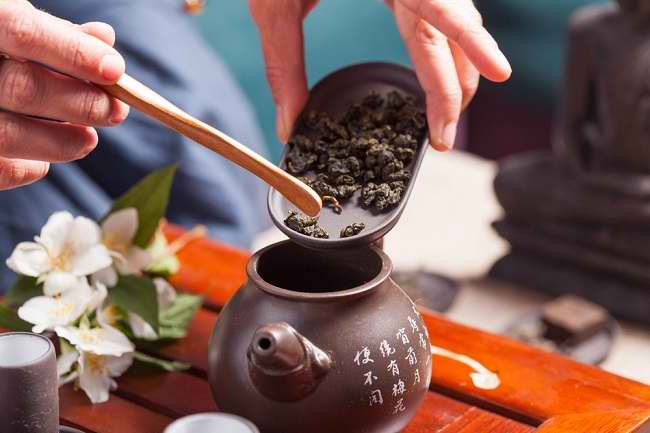 8 Khasiat Hebat Teh Oolong untuk Kesehatan - Alodokter