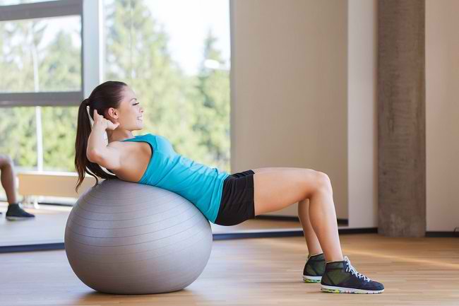 5 Manfaat Pilates untuk Postur Tubuh - Alodokter