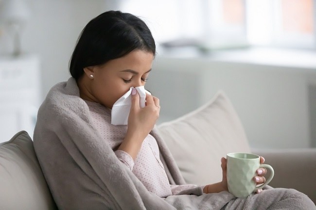 8 Penanganan Sinusitis yang Bisa Dilakukan di Rumah - Alodokter
