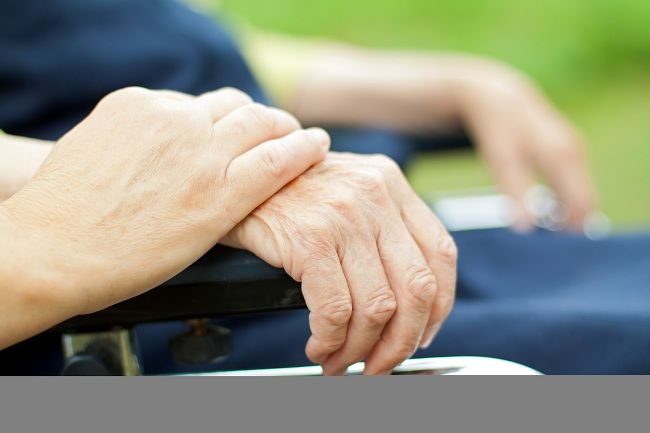 Penyakit Parkinson - Gejala, penyebab dan mengobati - Alodokter