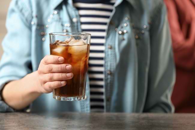 Minuman Bersoda Meneror Kesehatan Kita - Alodokter