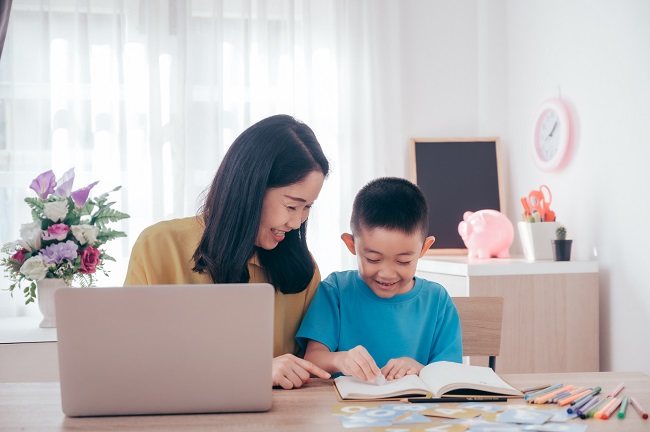 cara belajar membaca anak hiperaktif