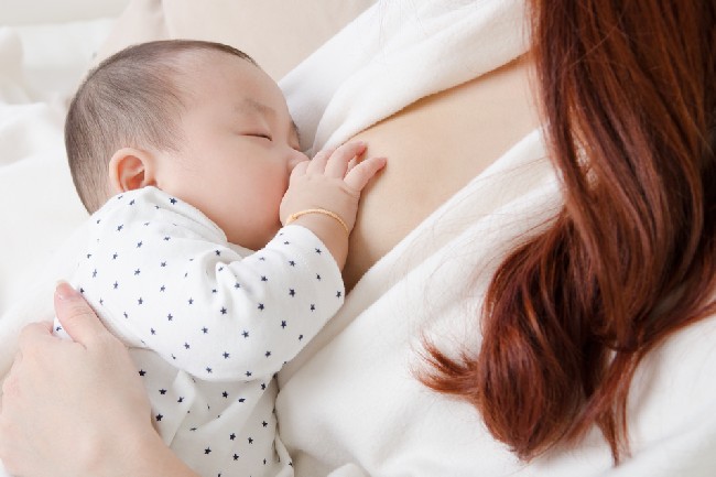 ท่อน้ำนมอุดตัน สาเหตุและวิธีรับมือสำหรับคุณแม่ที่ให้นมลูก