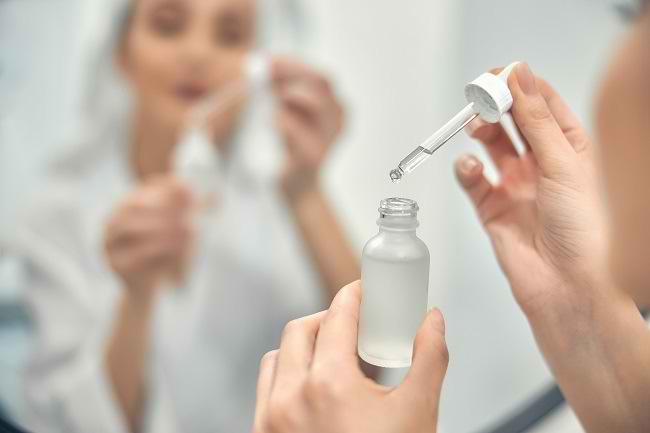 Memakai Retinol Saat Hamil, Boleh atau Tidak? - Alodokter