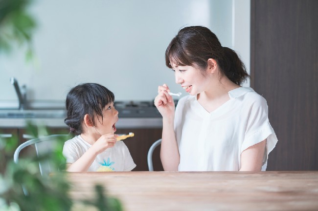 Children's Toothbrushing Techniques