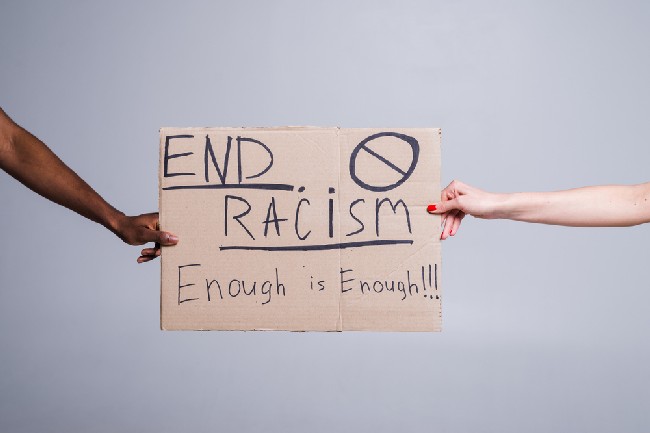 การเหยียดเชื้อชาติ (Racism) ผลกระทบต่อสุขภาพและวิธีรับมือ