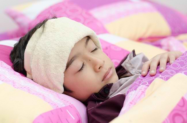 Fakta Di Balik Kompres Demam Saat Suhu Tubuh Meningkat Alodokter