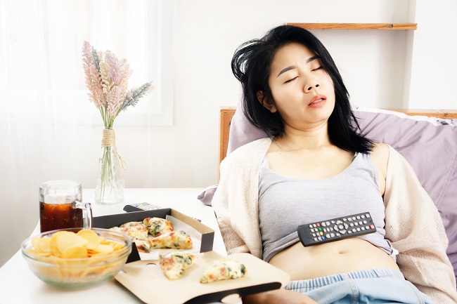 Beberapa Dampak Kebiasaan Tidur Setelah Makan - Alodokter