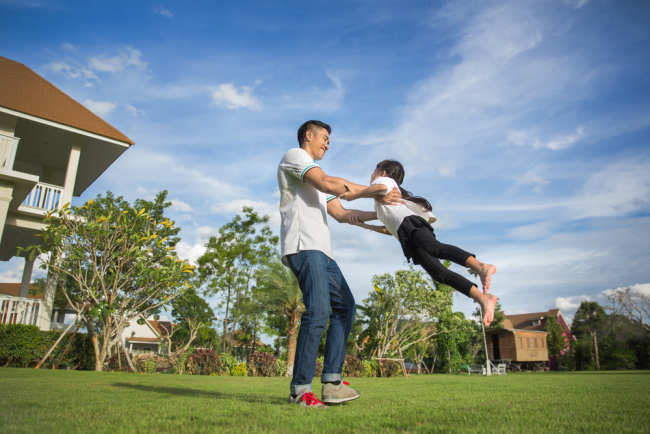 Pentingnya Peran Orang Tua agar Anak Sehat - Alodokter