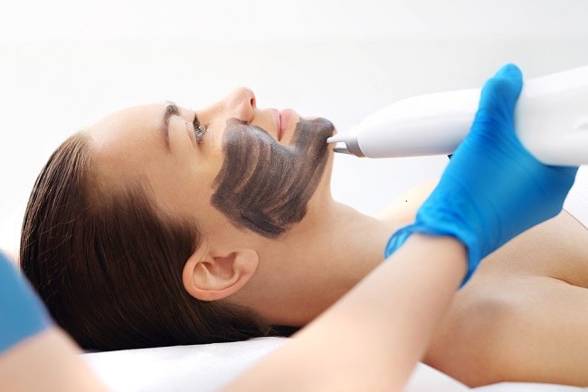 6 Manfaat Arang Aktif untuk Kesehatan dan Kecantikan - Alodokter