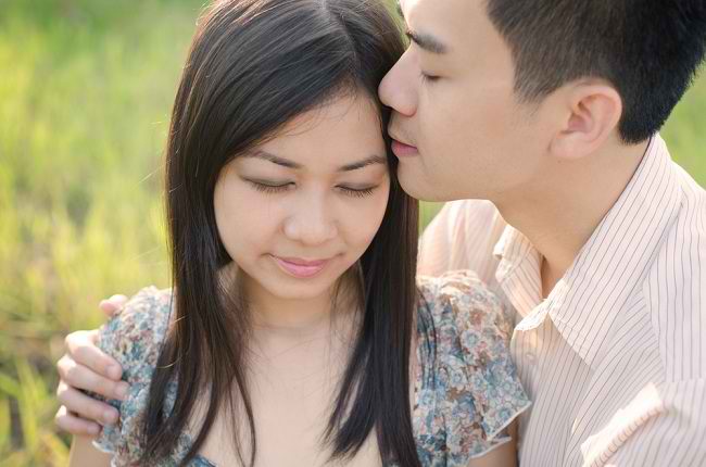 Memandang Ciuman Romantis Dari Sudut Medis Alodokter 3199