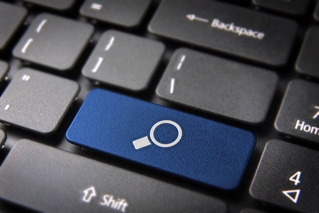 Menggunakan Pencarian Suara untuk Meningkatkan Efisiensi dalam Pencarian Informasi