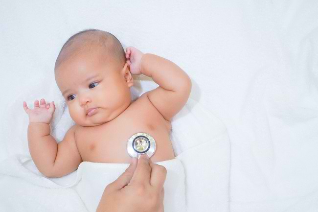 Mengenal Denyut Jantung Bayi Normal - Alodokter