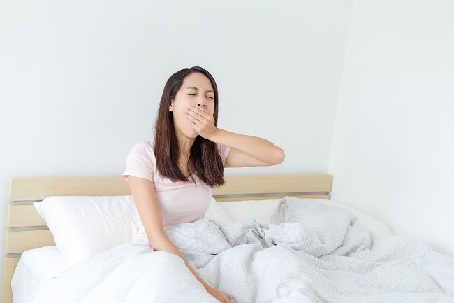 Tips Atasi Kurang Tidur Saat Puasa Alodokter