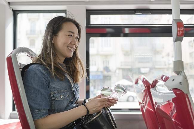 Ini Tips Aman Bepergian dengan Bus Saat Hamil - Alodokter