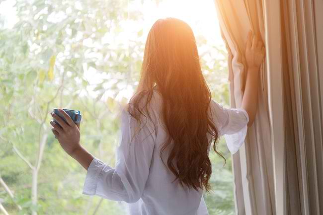 6 Manfaat Matahari Pagi bagi Kesehatan Tubuh - Alodokter