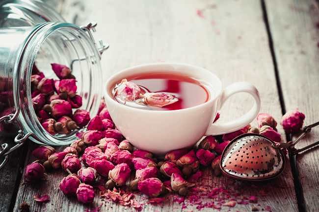 What Is Rose Tea? Benefits and Uses