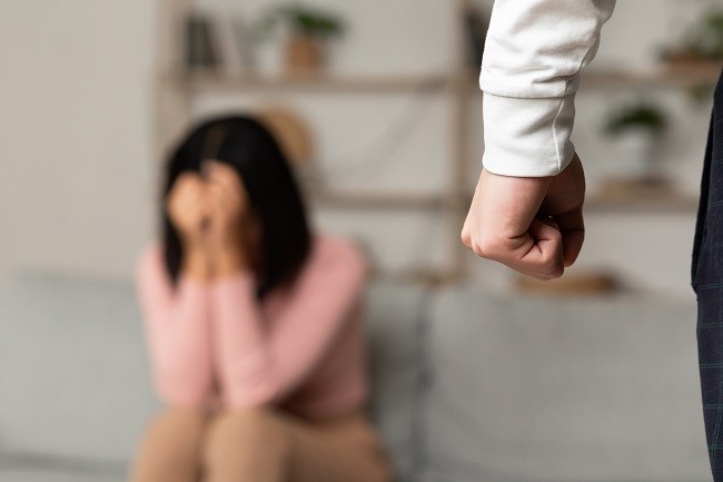 Come on, recognize the dangers of domestic violence and how to deal with them