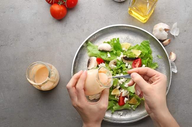 6 Jenis Salad Dressing yang Sehat dan Nikmat - Alodokter
