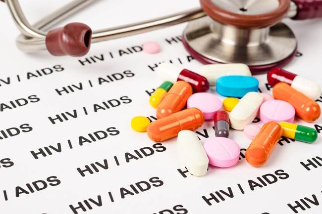 4 Types of HIV Drugs to Relieve Symptoms and Prevent Transmission