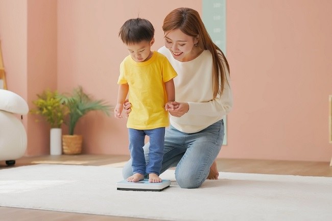 Ketahui Berat Badan Sesuai Umur Anak yang Ideal - Alodokter