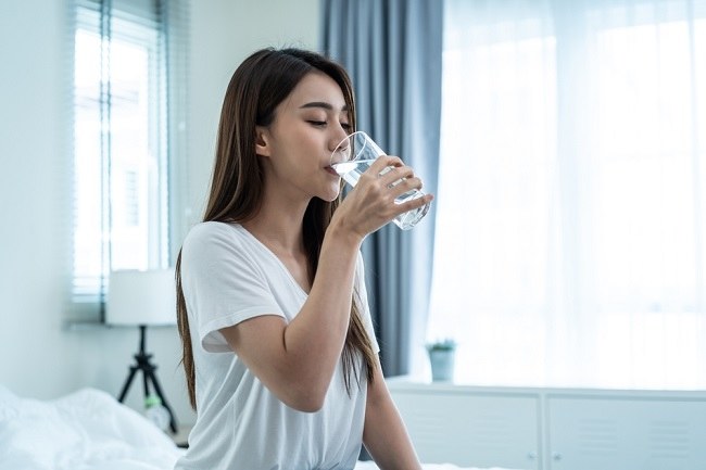 9 Manfaat Minum Air Hangat Di Pagi Hari Bagi Kesehatan Alodokter 