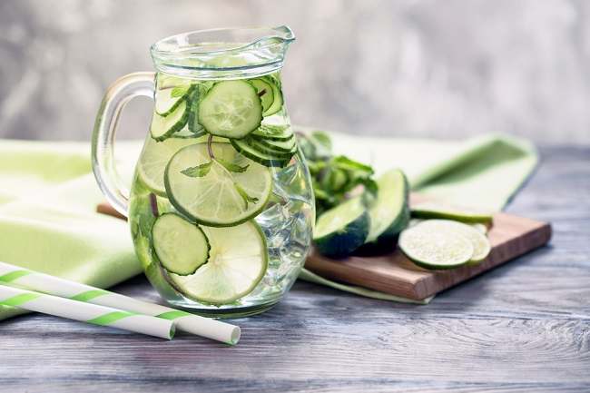 Segudang Manfaat Infused Water Timun untuk Kesehatan - Alodokter