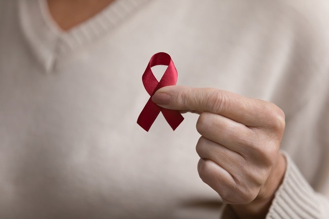 Pentingnya Deteksi HIV Sejak Dini - Alodokter