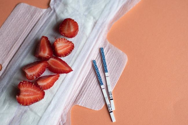 7 Perbedaan Flek Hamil dan Haid yang Perlu Diketahui - Alodokter