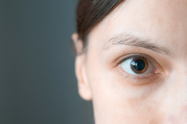 Pupil Mata Membesar, Ketahui 9 Penyebabnya - Alodokter