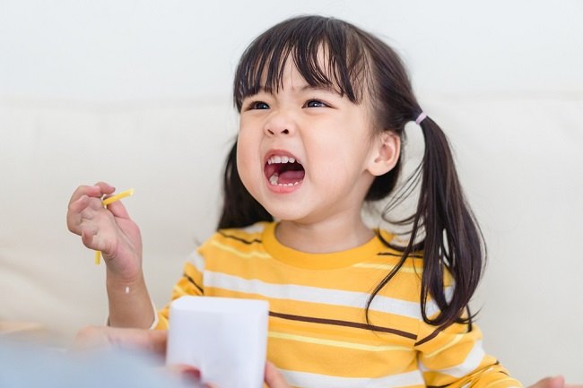 Tantrum pada Anak, Ini Cara yang Perlu Dilakukan oleh Orang Tua - Alodokter