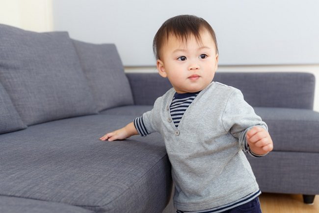 umur 2 bulan bayi bisa apa