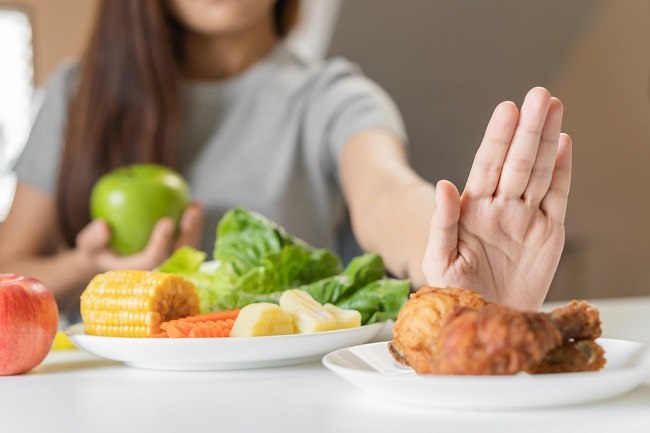 6 Pantangan Makanan untuk Penderita PCOS - Alodokter