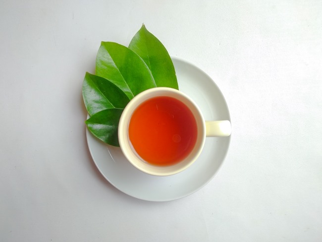 4 Manfaat Daun Sirsak untuk Wanita yang Jarang Diketahui - Alodokter