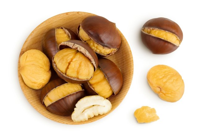 Chestnut, Ketahui Kandungan Nutrisi, Manfaat, dan Cara Mengolahnya - Alodokter