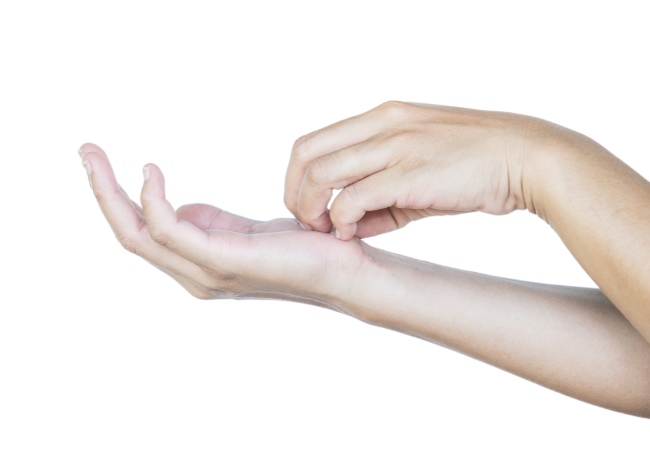 Tangan Kanan Gatal, Ini Penyebab dan Cara Mengatasinya - Alodokter