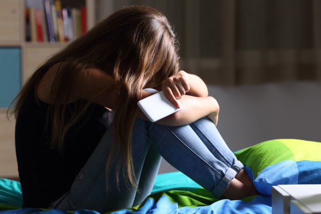 Stres pada Remaja, Ketahui Tanda dan Cara Mengatasinya - Alodokter