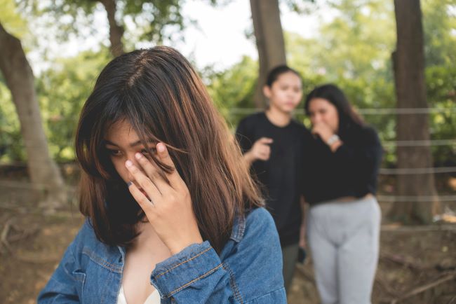 Bullying, Kenali Jenis-Jenis dan Cara Menghadapinya - Alodokter