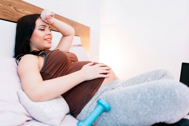 Kenapa Ibu Hamil Sering Berkeringat? - Alodokter