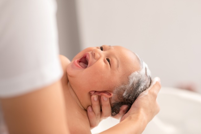 6 Sampo Bayi yang Lembut dan Aman - Alodokter