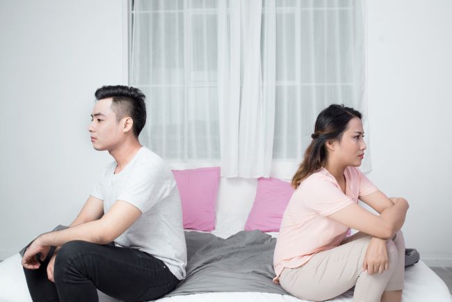 Terjebak dalam Love-Hate Relationship? Ketahui Cara Menghadapinya - Alodokter