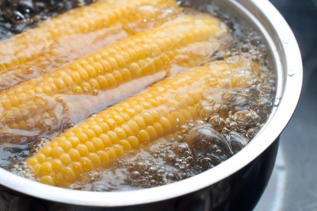 7 Manfaat Jagung Rebus untuk Ibu Hamil yang Sayang bila Dilewatkan - Alodokter